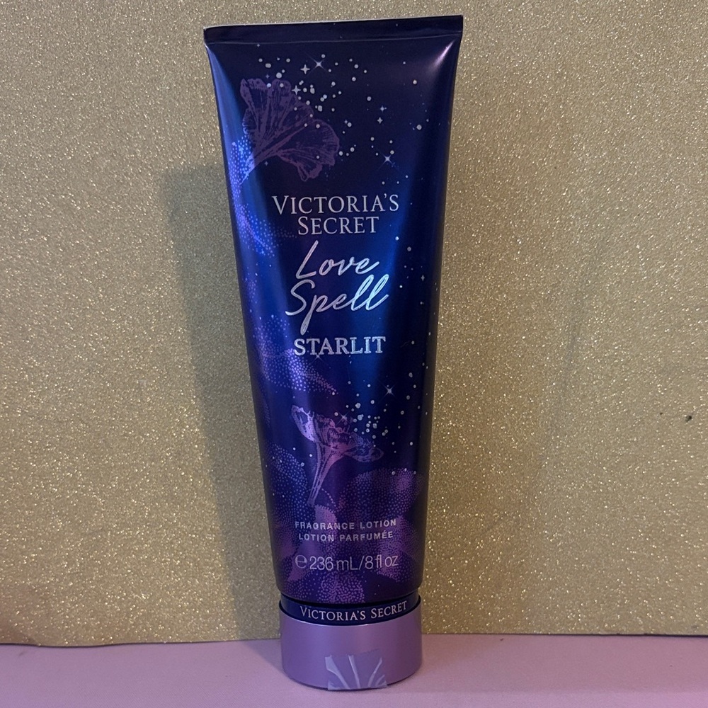 Victoria's Secret Love Spell Starlit Lotion - Purple